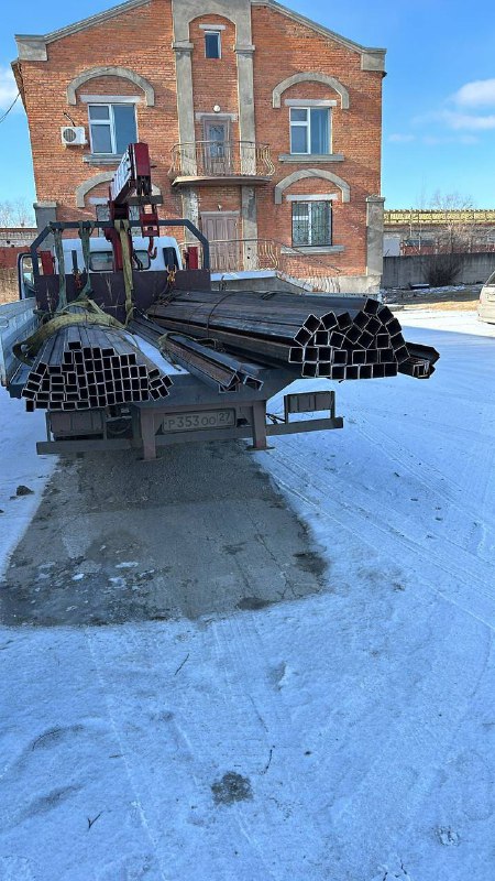Труба профильная 40х40х2 мм